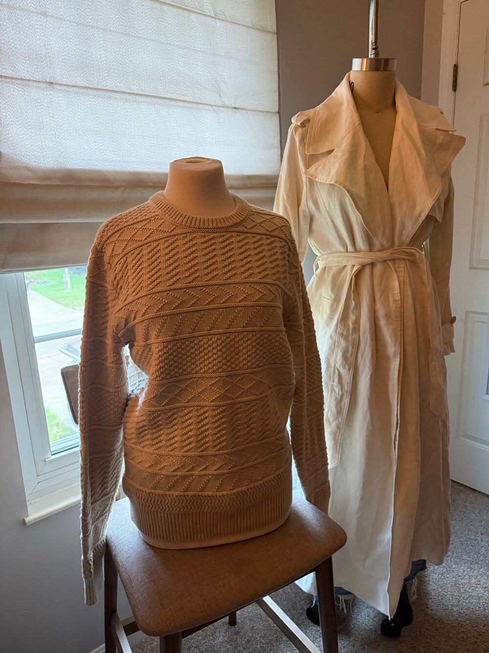 100% cotton off white cream jcrew sweater. Cable knit. Size missing.